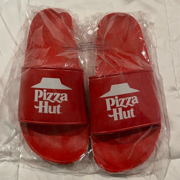 Pizza Hut Slides, Mens 11, New/Unopened; Limited run streetwear collection - Picture 3 of 5